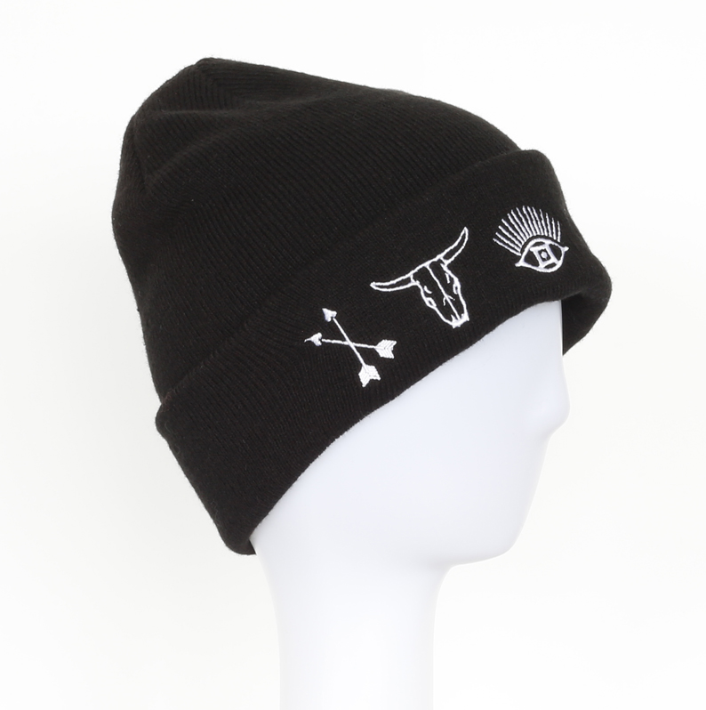 Unisex Fashion 100% Acrylic Cuffed Knitted Winter Beanie Hat with printed patch 